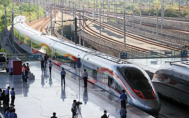 Mengenal Shanghai Maglev,...