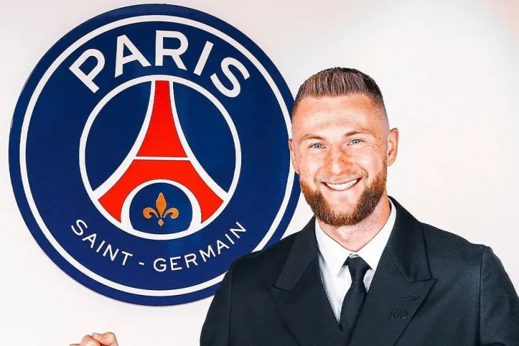 PSG Resmi Rekrut Milan...