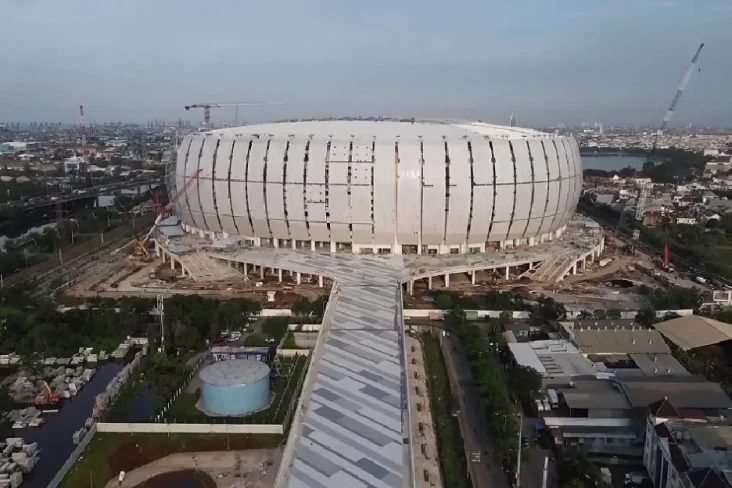 PKS: Stadion JIS Kebanggaan...