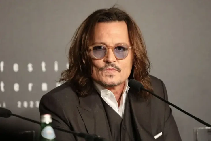 7 Artis Hollywood Ini...