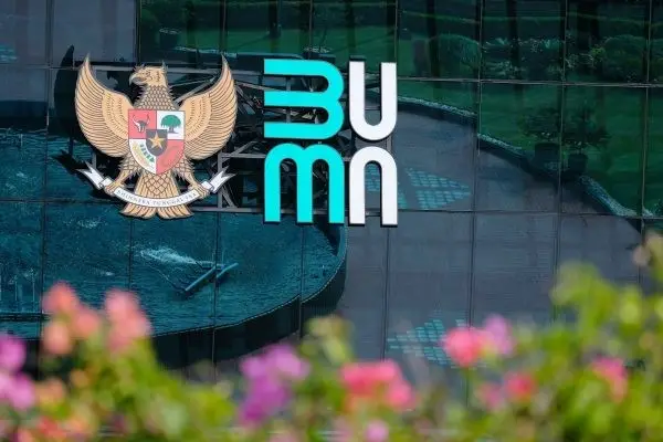Utang Jumbo BUMN Tembus...