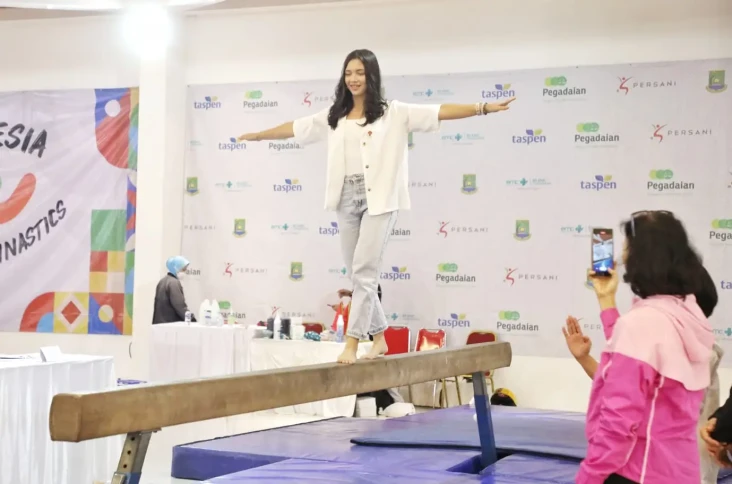 Atlet Muda Gymnastics...