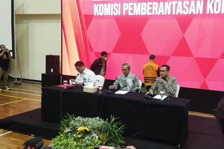 KPK Selidiki Peran Istri...