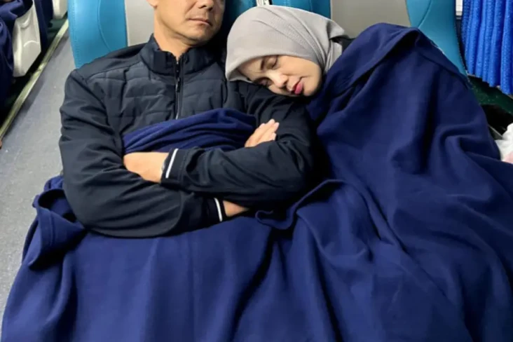 Ganjar Unjuk Kemesraan...