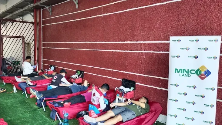 Masyarakat Antusias...
