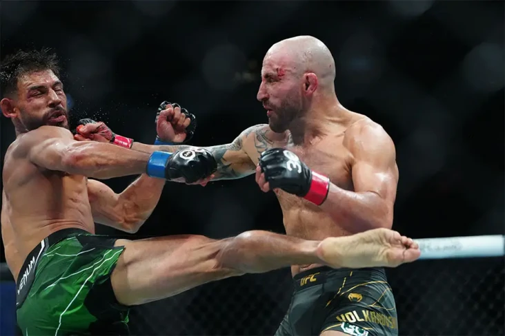 Hasil UFC 290: Alexander...