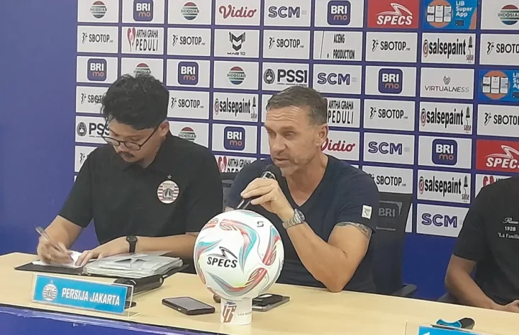 Thomas Doll Desak Persija...