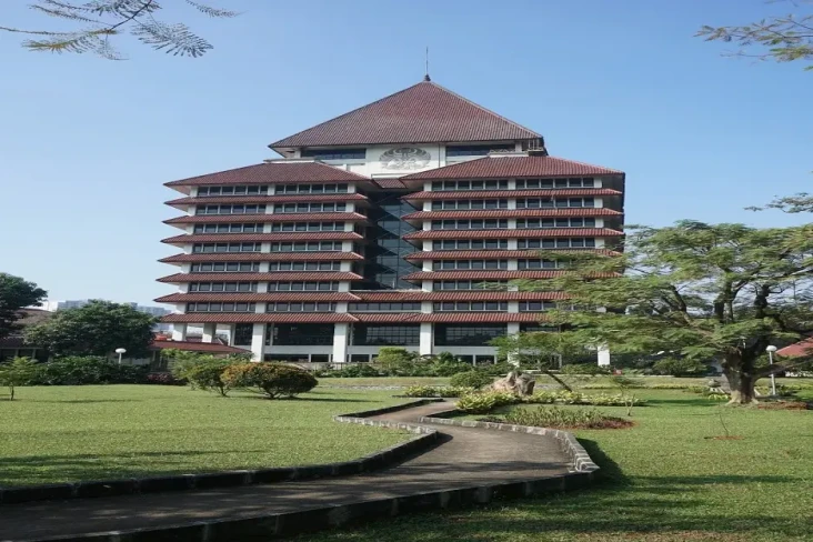 2.032 Mahasiswa Baru...