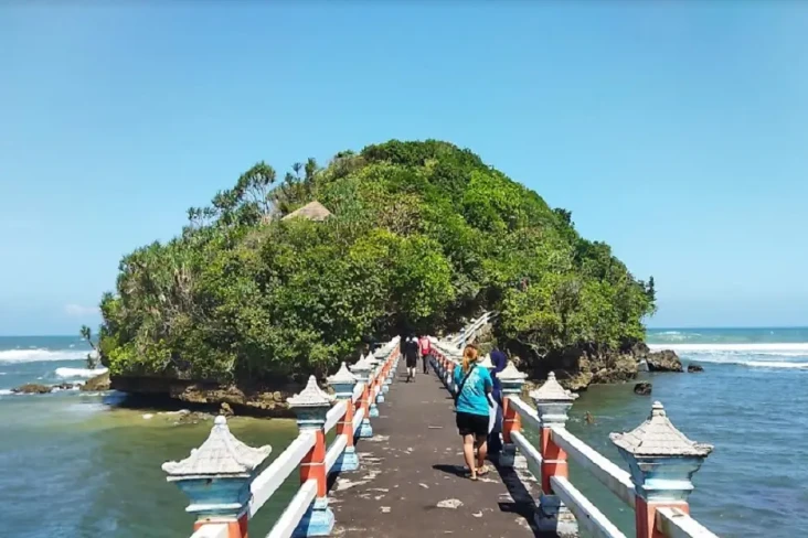 Kisah Pantai Jembatan...