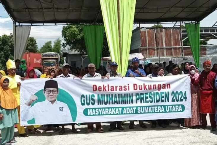 Masyarakat Adat Sumut...