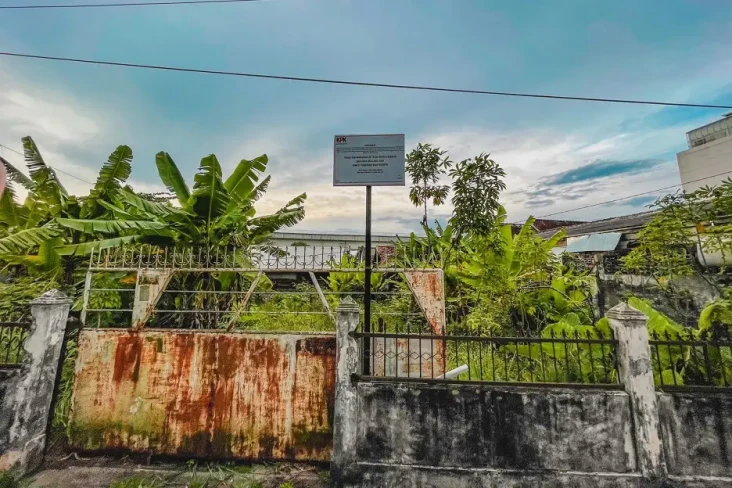 KPK Lelang Tanah Mantan...
