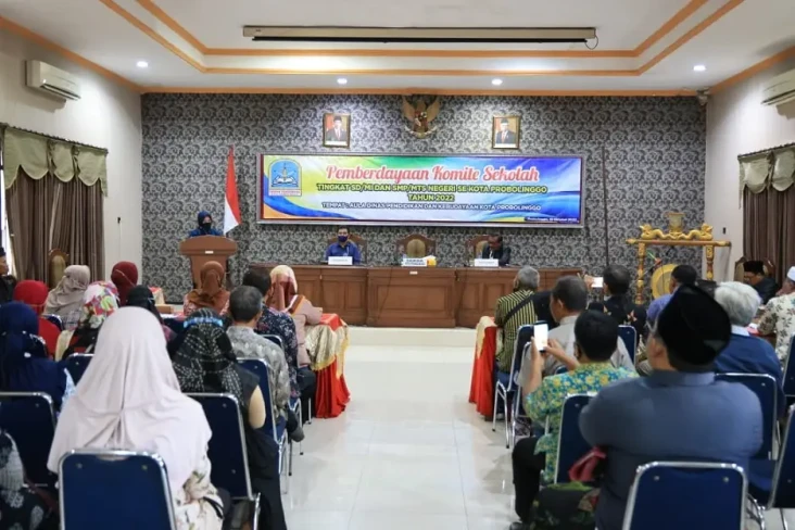 Apakah Uang Komite Sekolah...