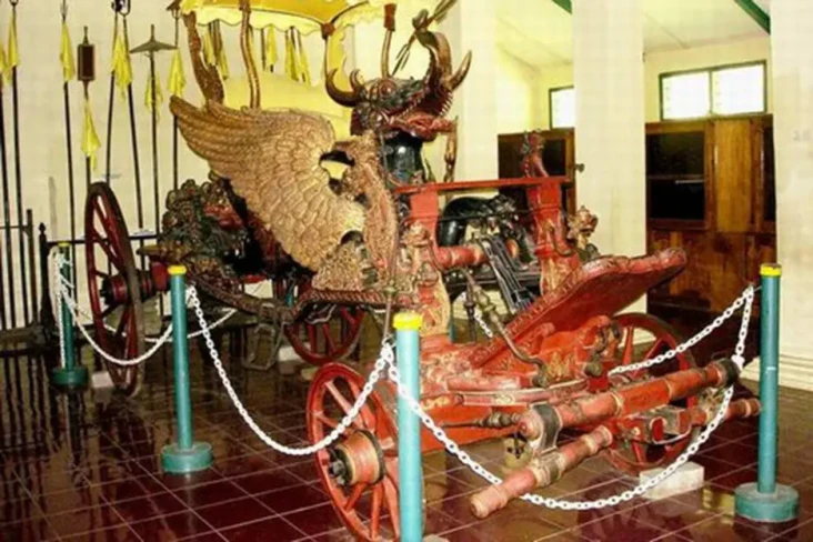 Kisah Singa Barong,...