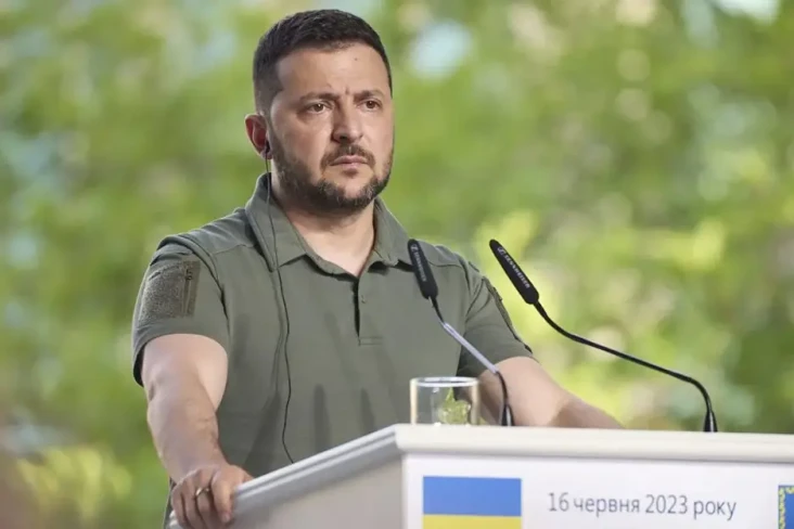 Keanggotaan NATO Ukraina...