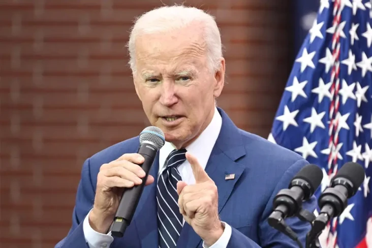 Biden: Ukraina Belum...