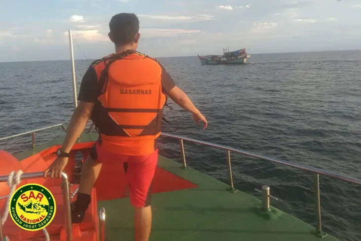 Turunkan Pukat ke Laut,...
