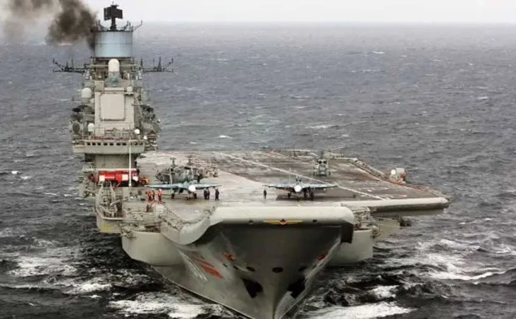 Kapal Induk Rusia Laksamana...