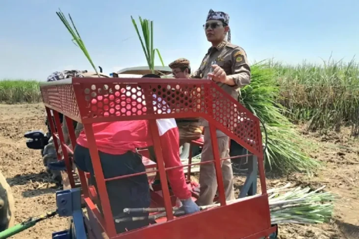 Mentan SYL Dorong Petani...