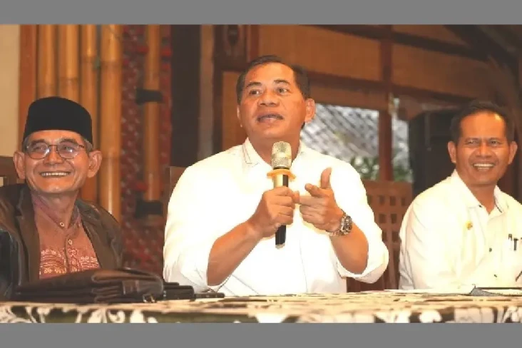 Penanganan Al-Zaytun,...