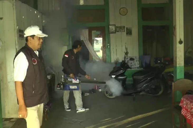 Partai Perindo Bantu...