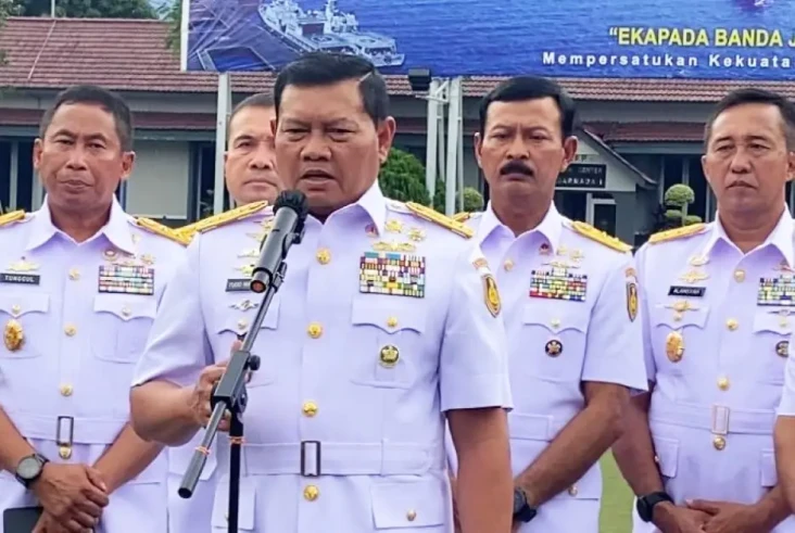 Daftar Lengkap 44 Perwira...