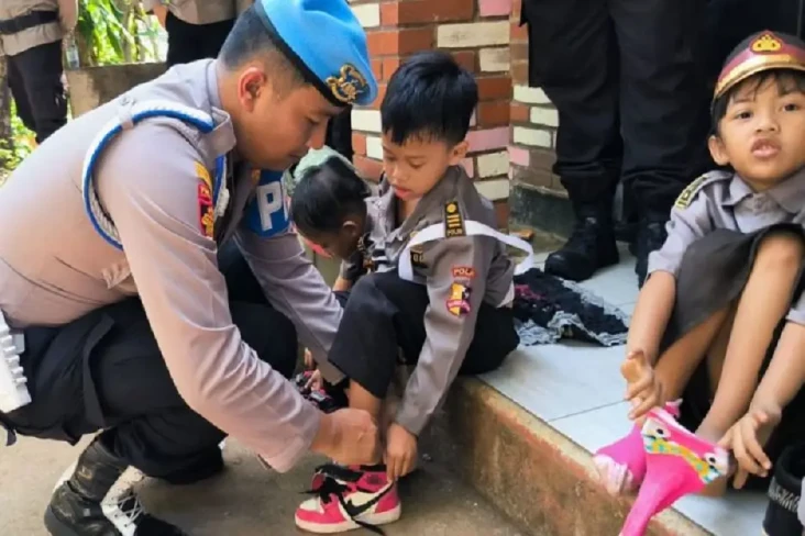 Kemendikbudristek Apresiasi...