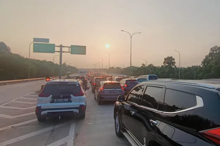 Kecelakaan Beruntun...