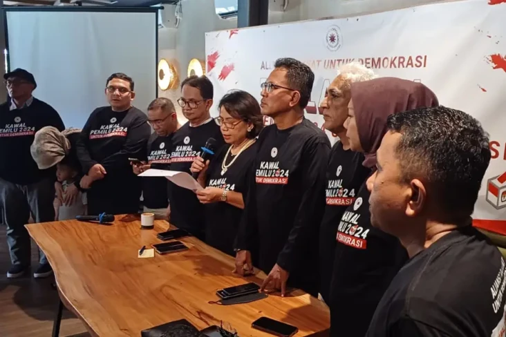 Aliansi Rakyat untuk...