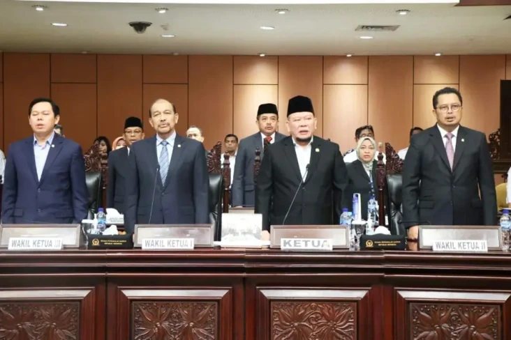 Dihadiri Raja-raja Nusantara,...