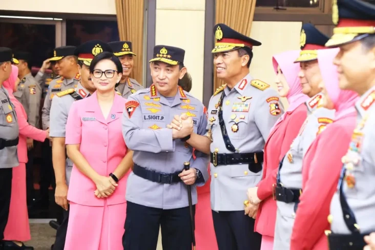 Kapolri Resmi Lantik...