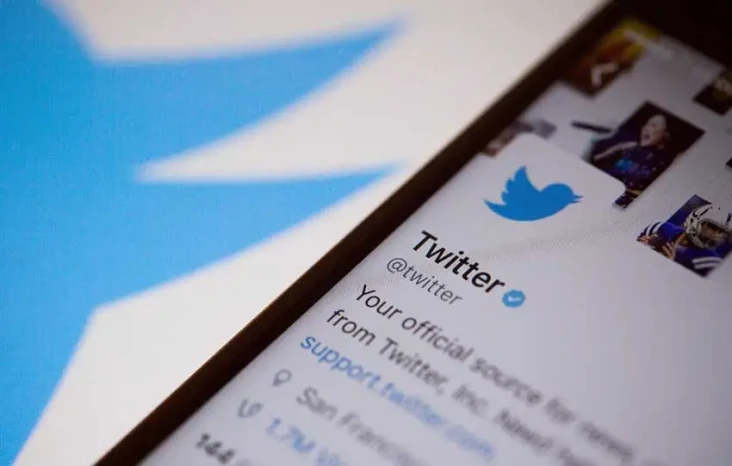 Twitter Mulai Bayar...