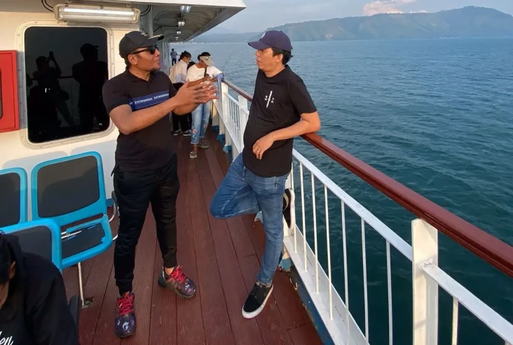 Menuju Destinasi Wisata...