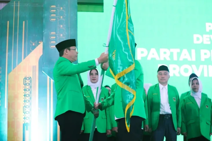 Lantik Pengurus PPP...