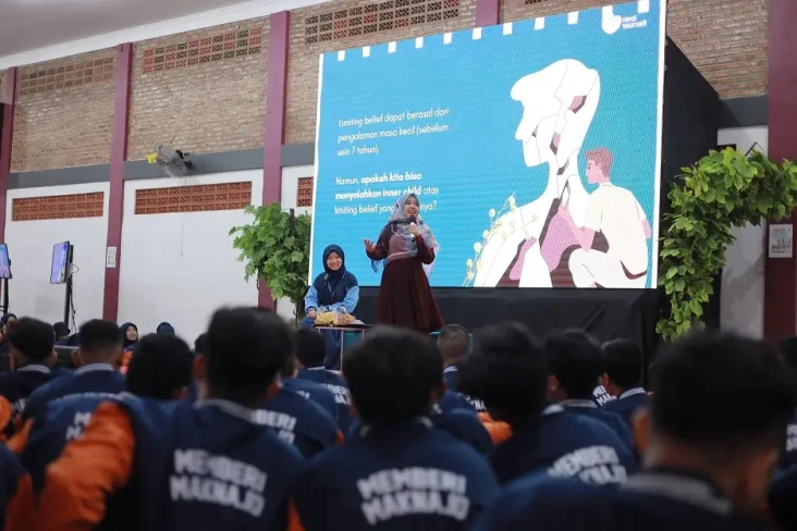 Ratusan Mahasiswa Terpilih...