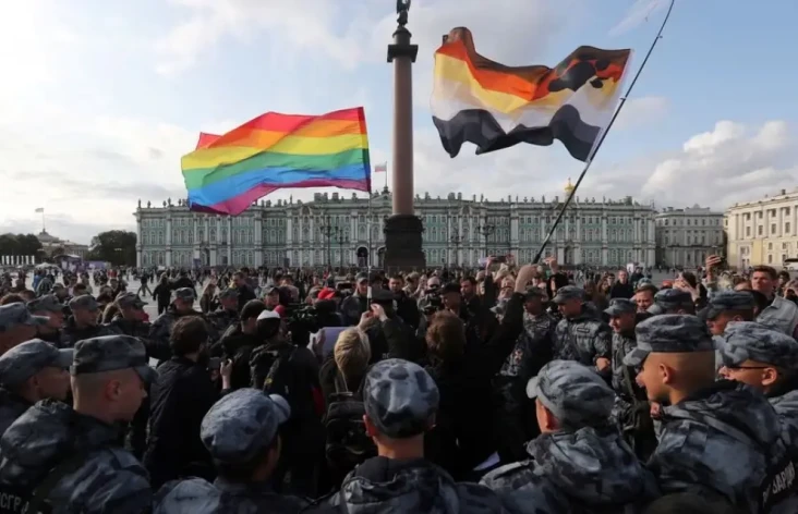 Tutup Ruang bagi LGBT,...