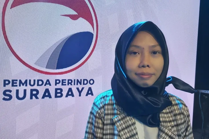 Jadi Pembicara di Talkshow...