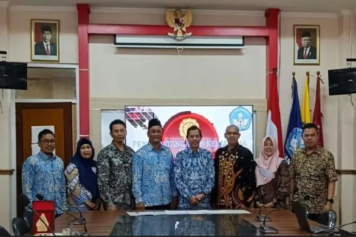 Kemendikbudristek-UNS...
