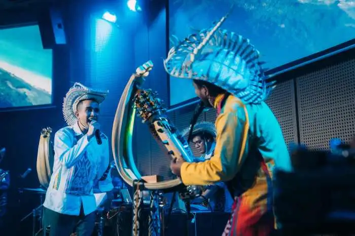 Mengenal Alat Musik...