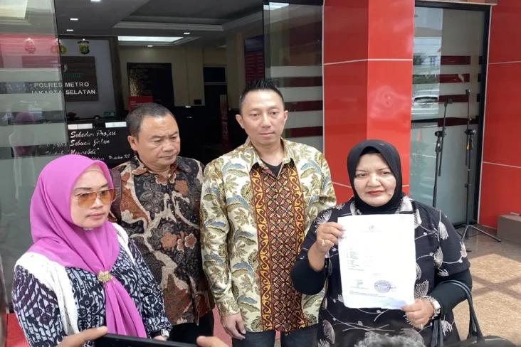 Mengaku Difitnah Dokter,...