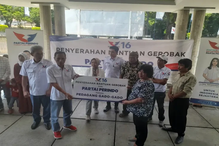 Bantu Ekonomi Masyarakat,...