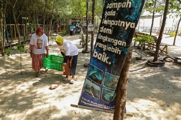 Peduli Lingkungan, Nelayan...