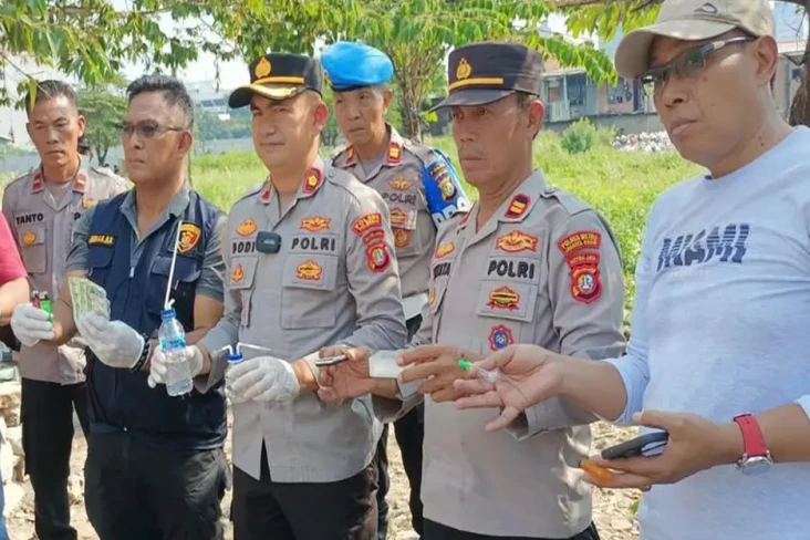 Gerebek Kampung Boncos...