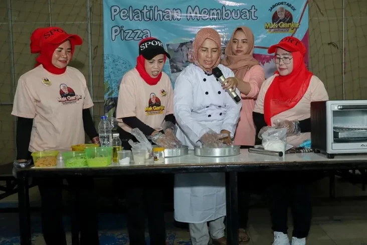 Latih Kemandirian Kaum...