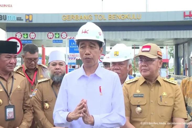 Jokowi Ungkap Pertemuan...