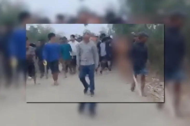 Video 2 Wanita Diarak...