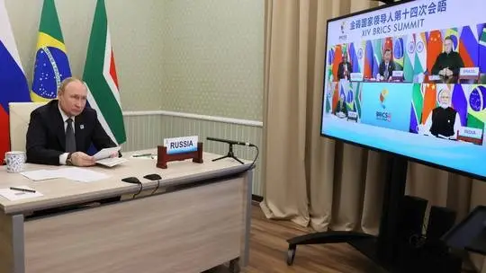 Putin Berpartisipasi...