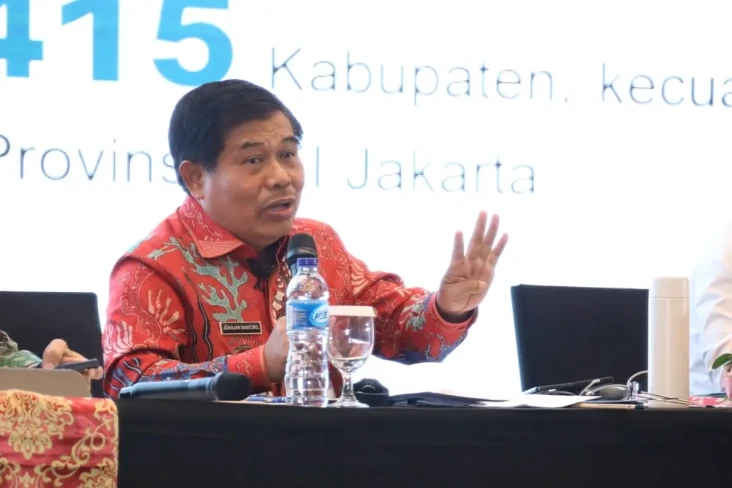 Rakernas XV Apkasi,...