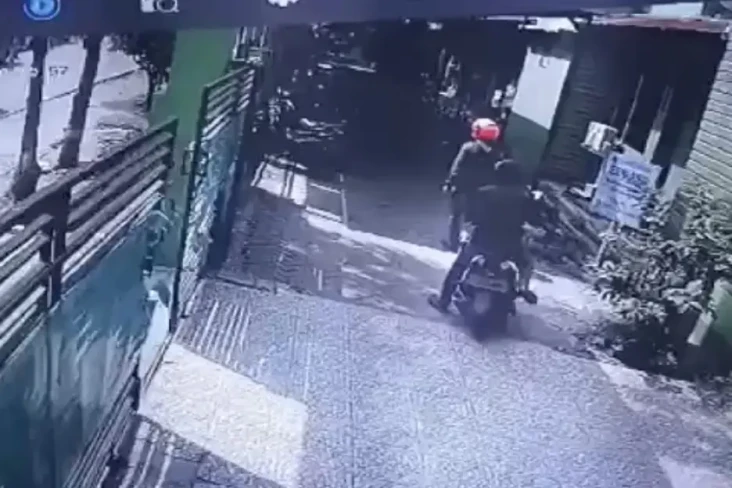Kawanan Maling Beraksi...
