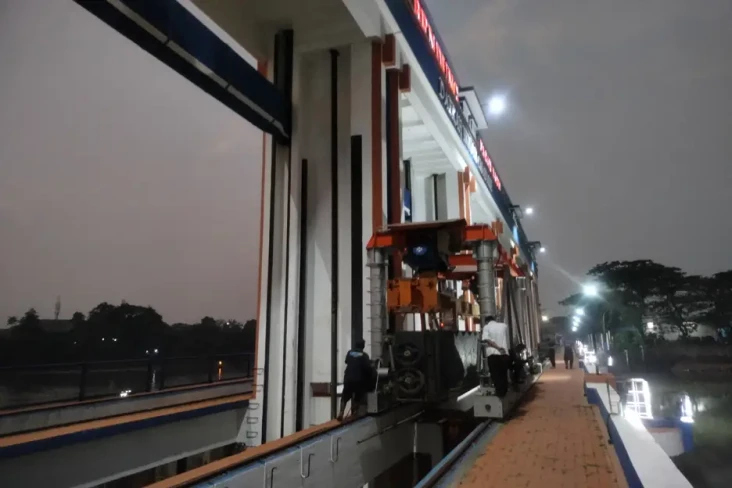 Bendungan Pintu Air...