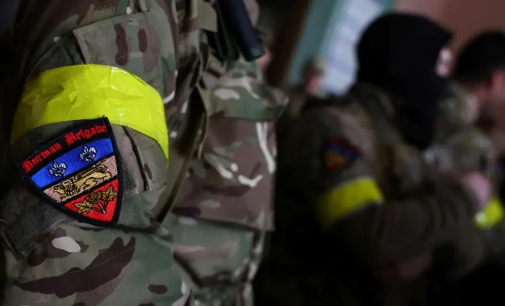 3 Motivasi Tentara Sukarelawan...